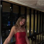 Tutora de inglés C1 para principiantes y avanzados